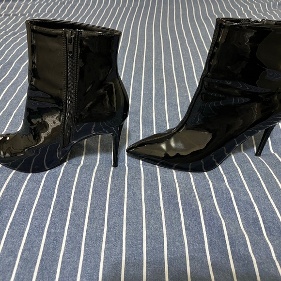 Boohoo Patent Leather Boots - Picture 2 of 7
